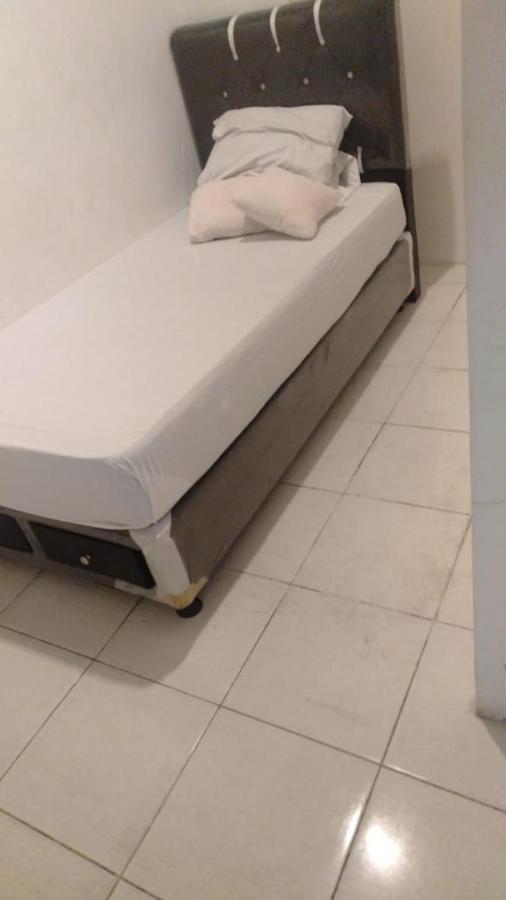 Ancol Homestay ジャカルタ エクステリア 写真